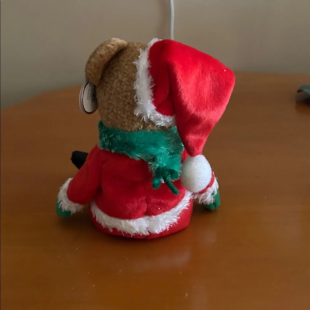Ty Beanie Babies Kringle Bear in Red and Green